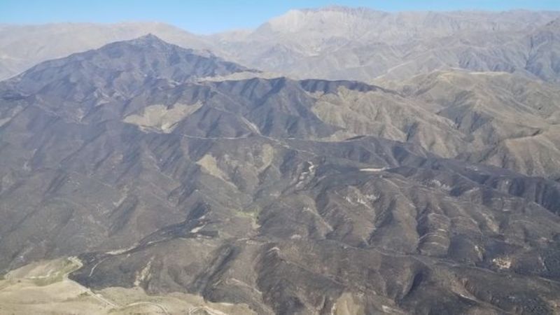 Sobrevuelo de monitoreo del incendio en Ambato
