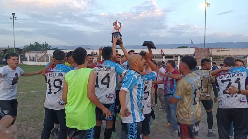 Díaz hizo “chiquito” el arco de La Estación, que ascendió