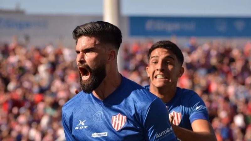 Orsini erró un penal y después le dio el triunfo a Unión