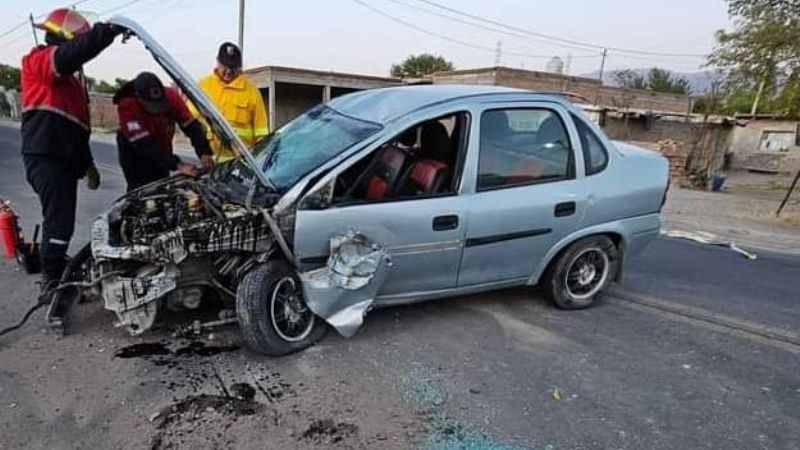 Dos heridos en en un vuelco en Santa María