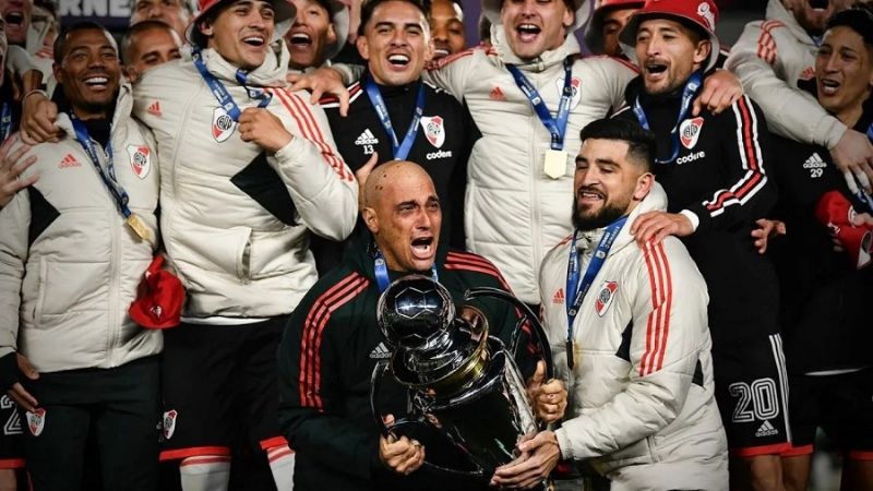 River de duelo por la muerte del PF Riberi