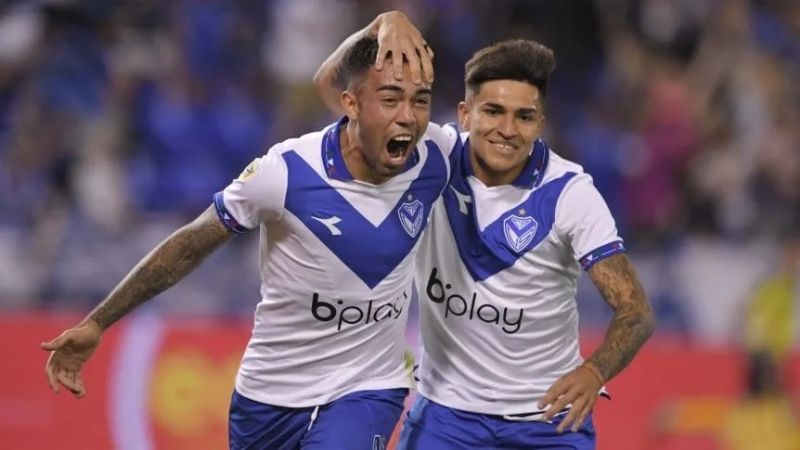 Victoria clave de Vélez sobre Atlético, para salir del descenso