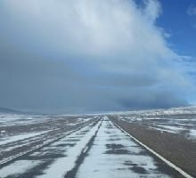 Cierran el Paso Internacional San Francisco por acumulación de nieve
