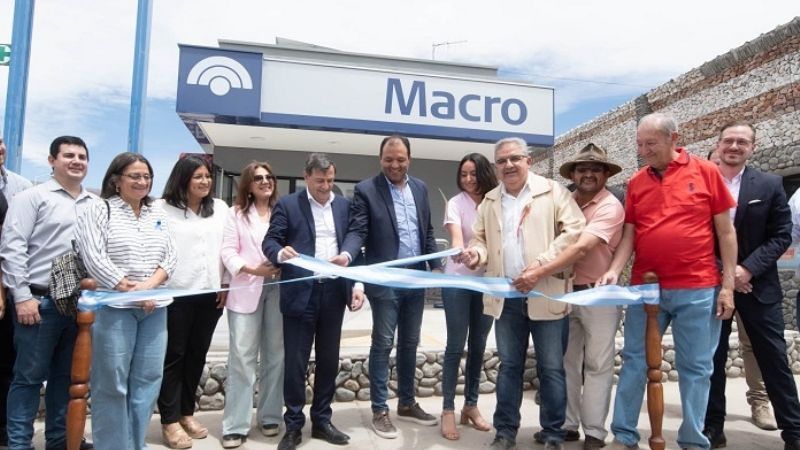 El Banco Macro abrió una sucursal en Santa María