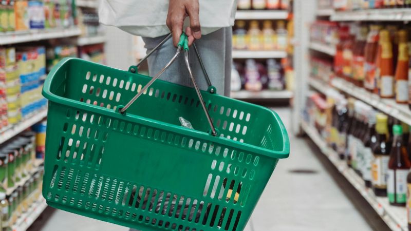 Ocho de cada diez argentinos cambiaron sus hábitos de consumo por el aumento del costo de vida