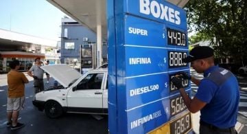 YPF define el lunes qué hará con los precios de los combustibles tras 45 días de pausa