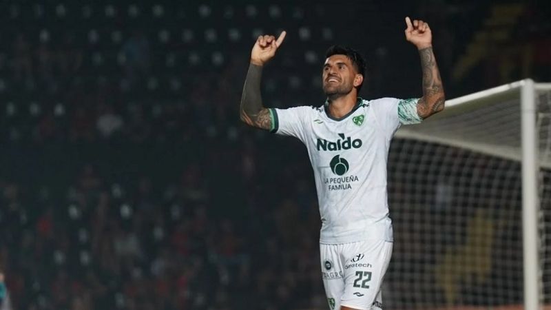 Sarmiento le ganó 2-0 a Colón, en Santa Fe
