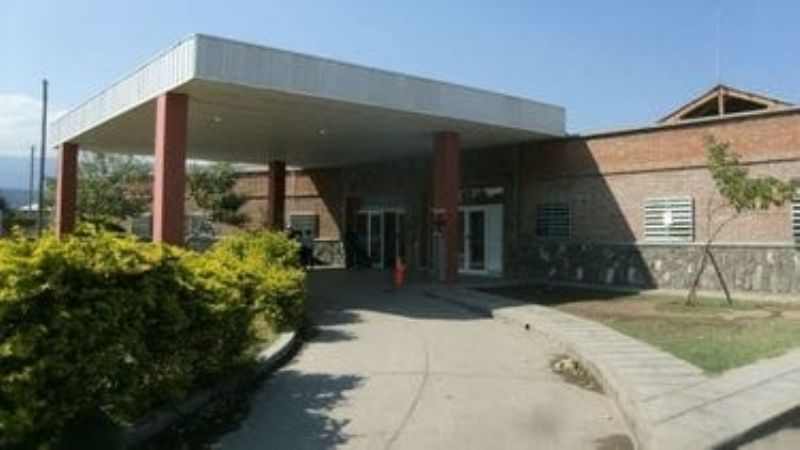 Falleció un nene y detuvieron a la madre y al padrastro