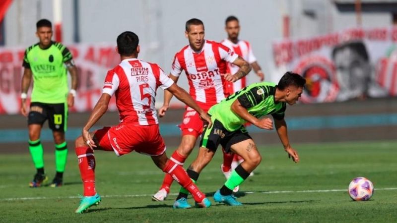 Lanús venció a Estudiantes y lidera la Liga en soledad