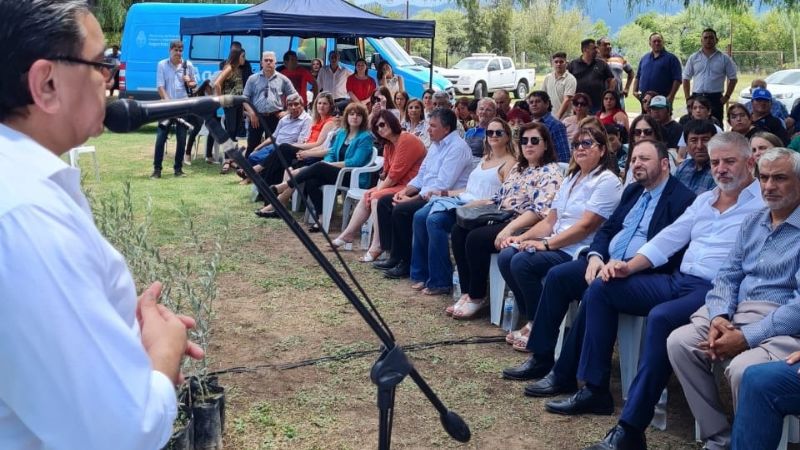 El Presidente del RENATRE y la Ministra de Trabajo de la Nación inauguraron tres centros CRECER en Catamarca