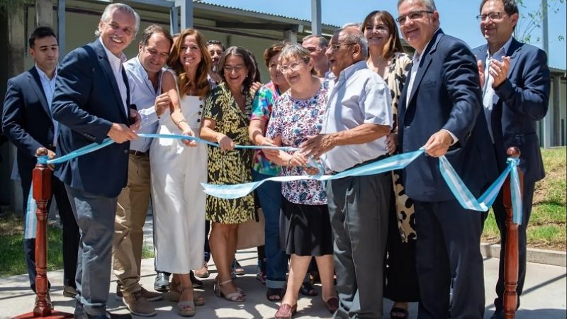 Fernández y Jalil inauguraron la primera “Casa Activa” del país en Catamarca