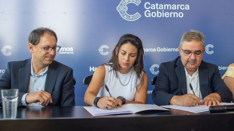 Provincia y Nación firman convenio para implementar el programa Constructoras