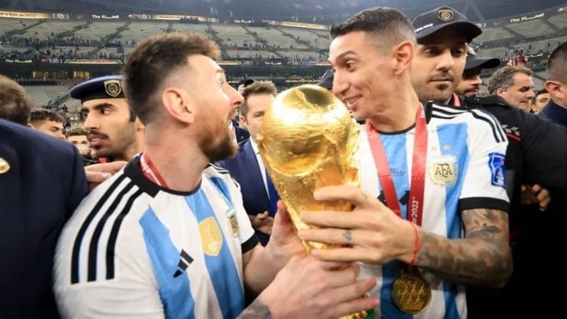 Para Di María, Messi “tiene que jugar sí o sí” el próximo Mundial