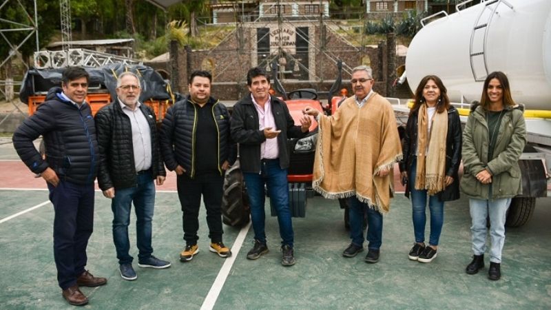 El Gobernador inauguró obras de servicios en el norte de Belén