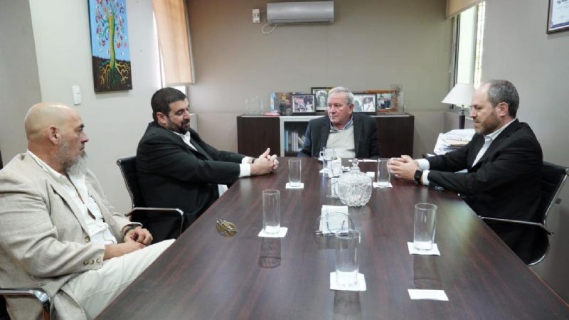 El vicegobernador recibió a autoridades de la masonería argentina