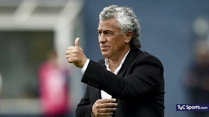 “Pipo” Gorosito es el nuevo DT de Colón