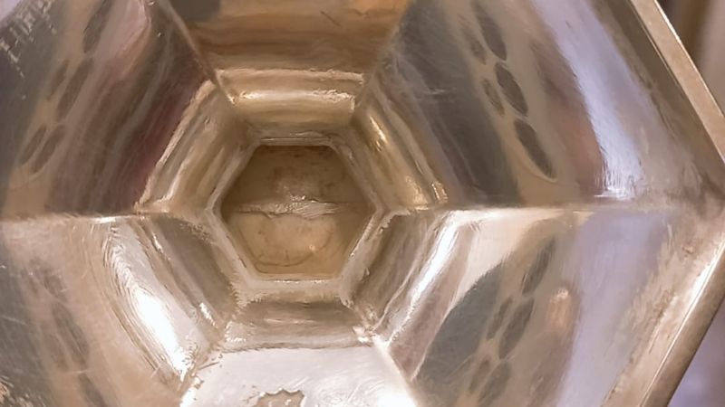 Mejor que invertir en criptos, invertí en un juego de Té de Plata