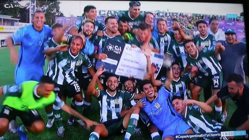 Batacazo I: Excursionistas eliminó a Gimnasia (LP)