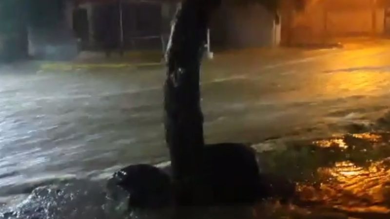 Torrencial lluvia causó innumerables inconvenientes
