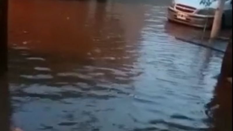 Torrencial lluvia causó innumerables inconvenientes