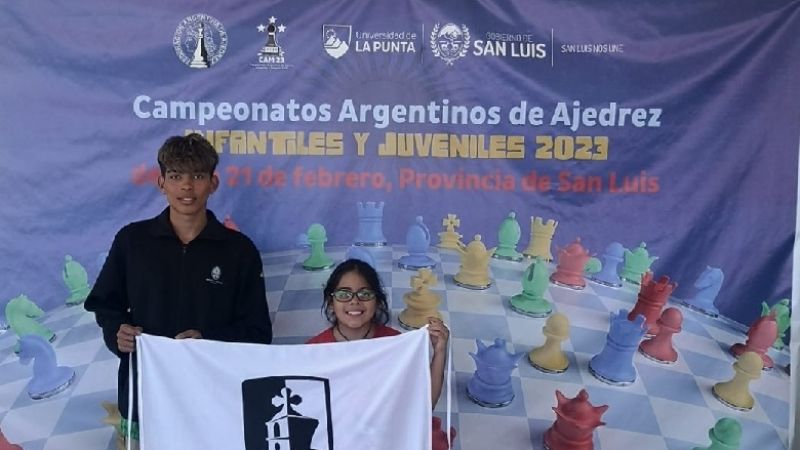 Zoe y Joel Menéndez, en los Juveniles de Ajedrez