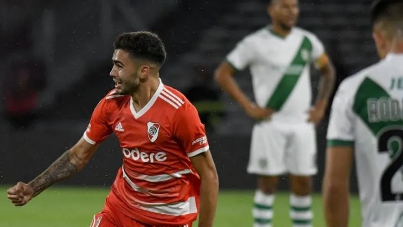 Sorpresiva y exitosa apuesta de Demichelis por Simón