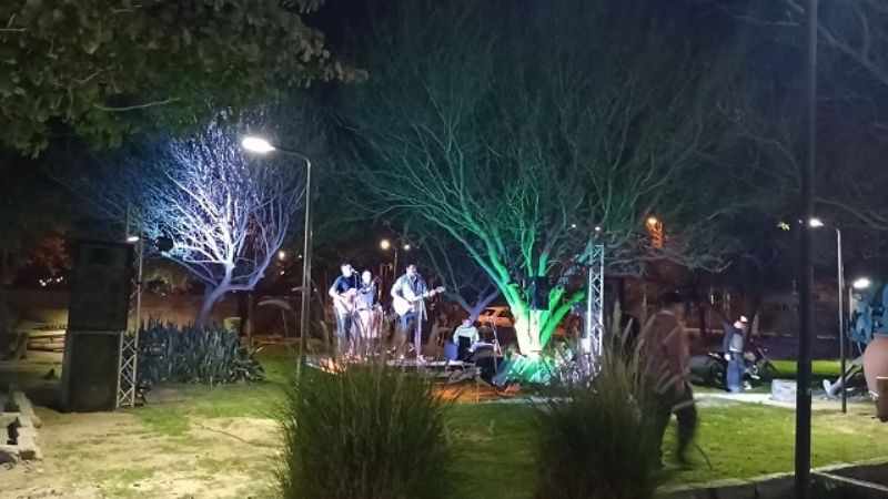 Casa de la Puna: jueves de “Noches de Peña” y viernes con taller de acrobacia