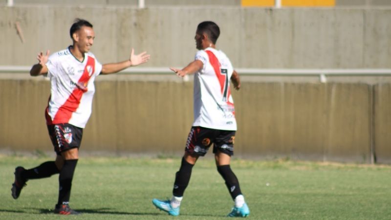 “Festival chacarero” en el Bicentenario: ganó La Villa y goleó La Banda