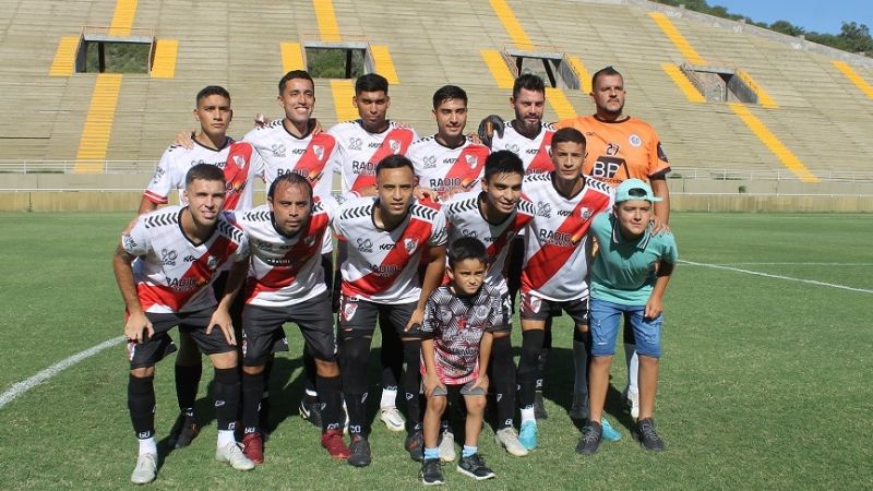 “Festival chacarero” en el Bicentenario: ganó La Villa y goleó La Banda