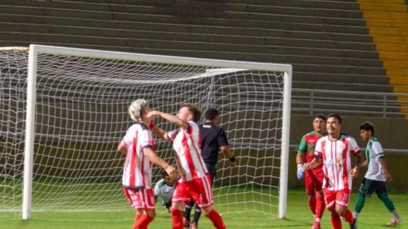 “Festival chacarero” en el Bicentenario: ganó La Villa y goleó La Banda