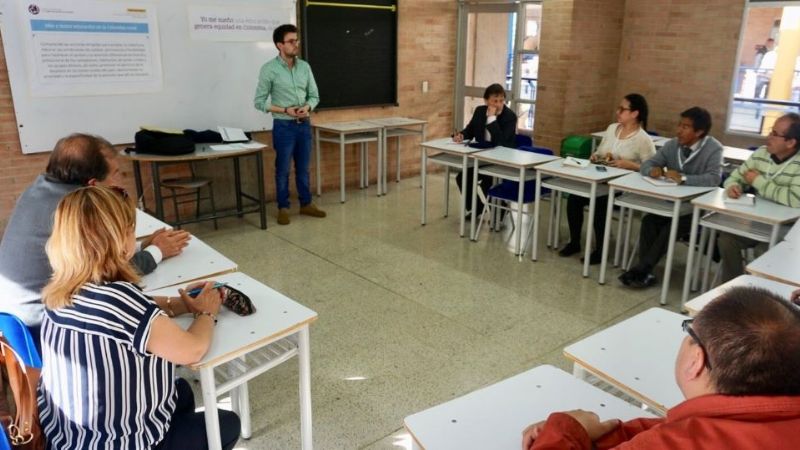 Inicia la entrega de certificados de las capacitaciones brindadas por Educación a Distancia