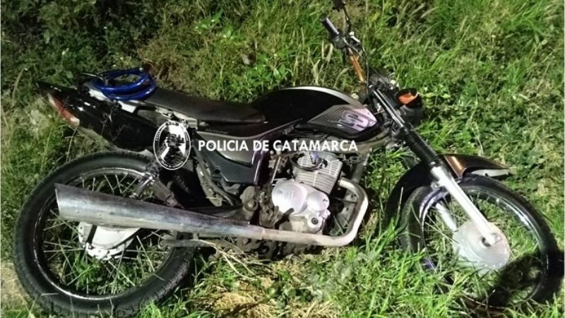 Colisionaron un auto y una moto