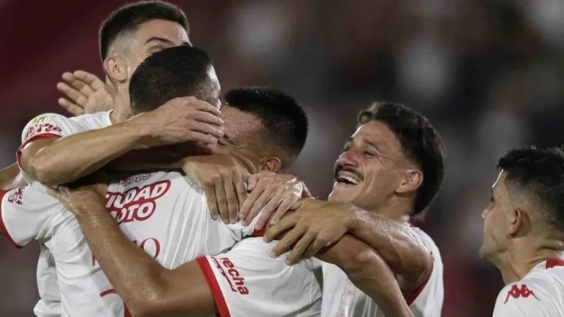 Huracán venció a Banfield y se sumó a los líderes