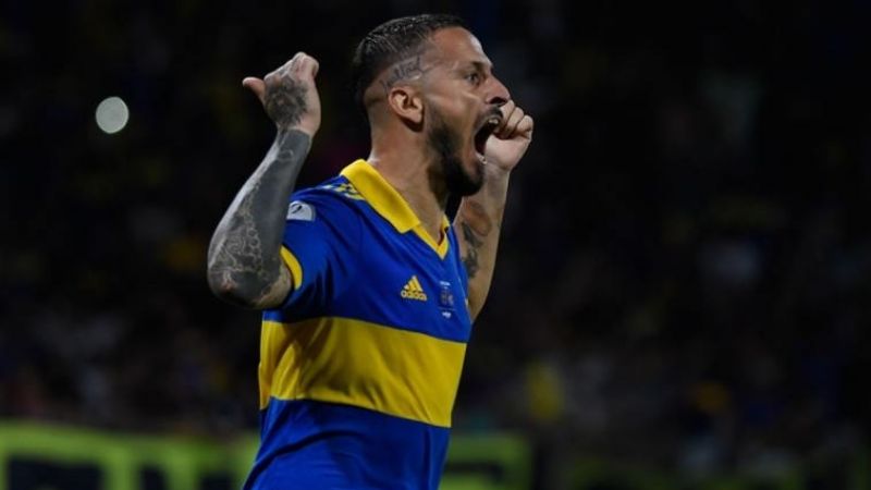 Boca se llevó la Supercopa y Benedetto la pelota