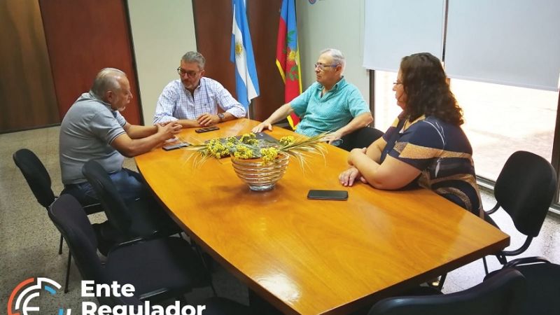 Autoconvocados reclamaron por las boletas de EC Sapem