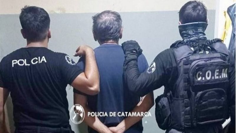 Una mujer sufrió un violento arrebato
