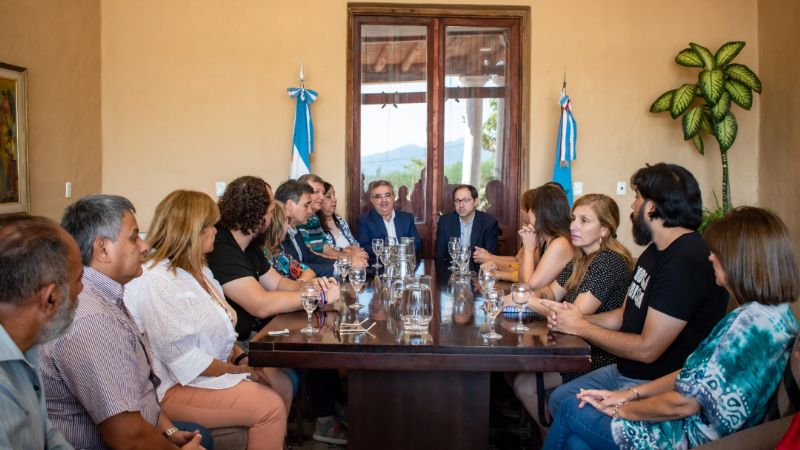 Jalil se reunió con diputados de su partido