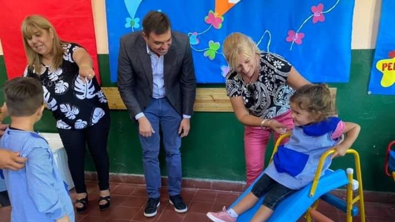 Histórica inauguración de un jardín de infantes en Los Altos