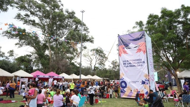 Fiesta en el parque Adán Quiroga por el Día de la Mujer