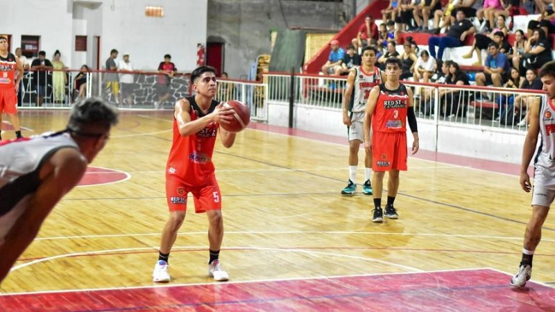 Primer triunfo de Red Star, venciendo a Facundo