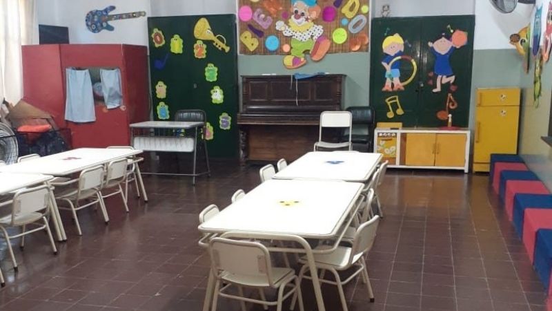 Nivel preuniversitario, paralizado; UNCA con escasa actividad