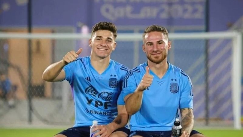 El City renovó con Julián y lo quiere a Alexis