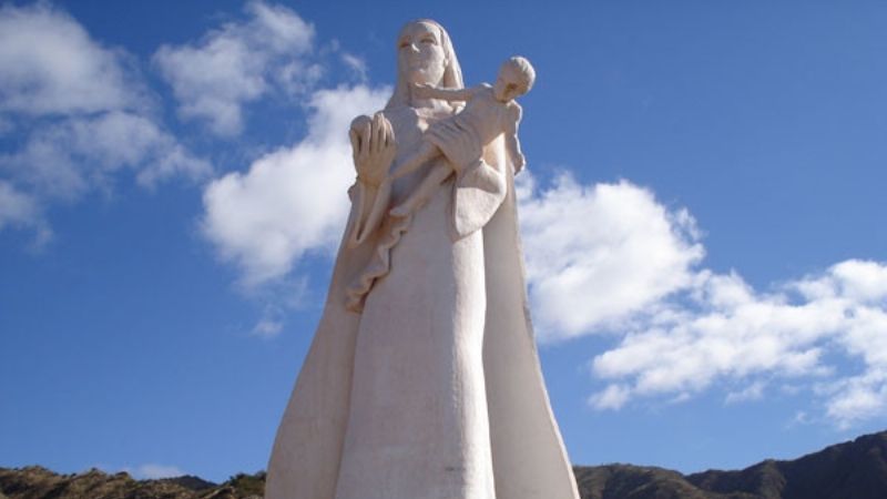 Recomiendan subir de día a una montaña en Belén