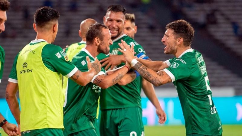 River ganó y es líder; Banfield “comió tallarines”