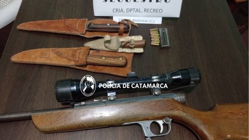 Policías secuestraron armas durante un allanamiento