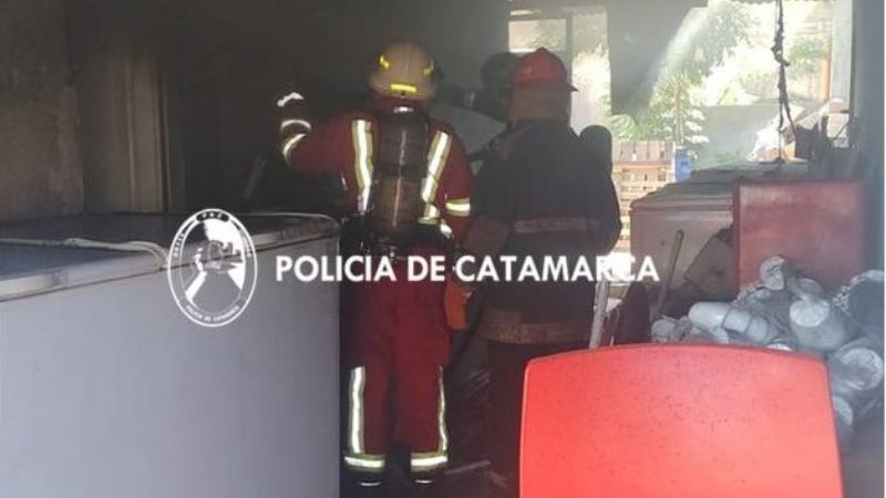 Se incendió un local comercial