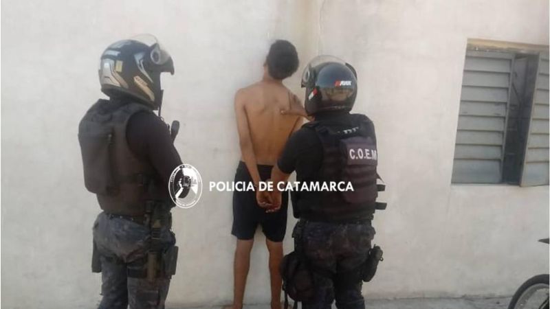 Detienen a un joven cuando robaba en una escuela