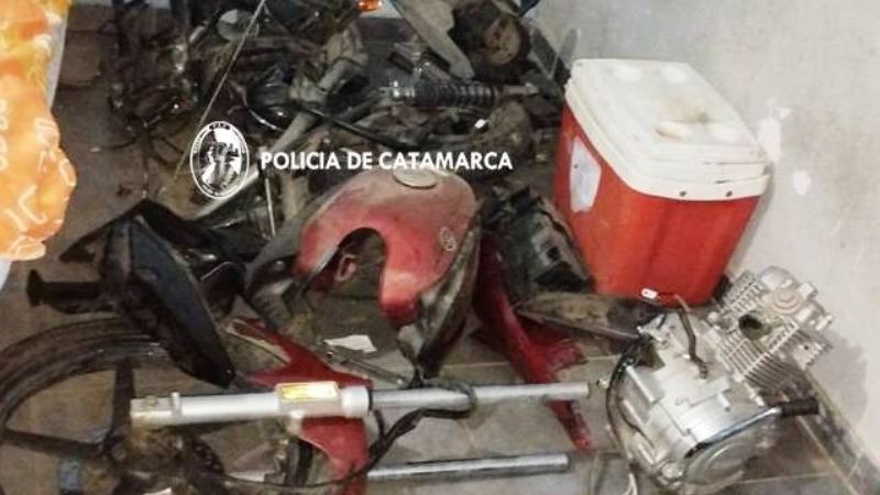 Secuestraron moto partes y una moto adulterada