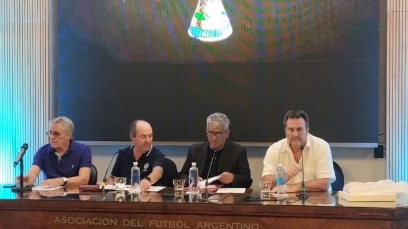 Chacón presentó el próximo Congreso de FAPED en Catamarca