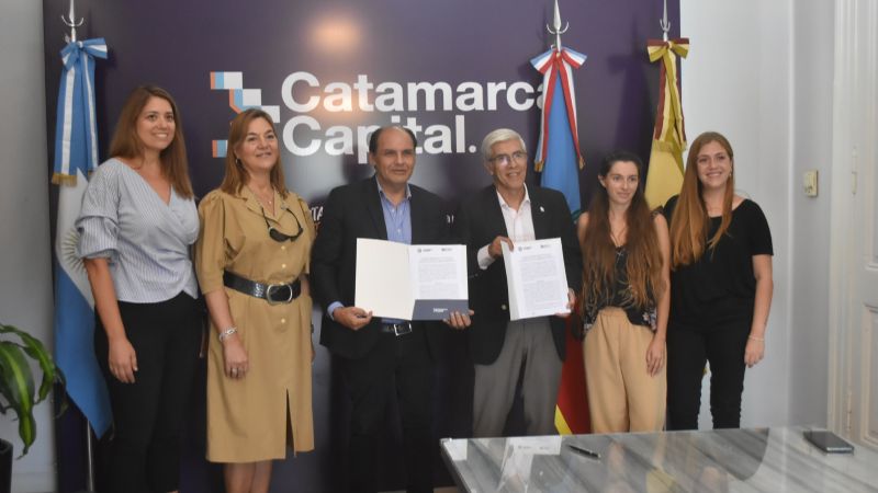 La UNCA firmó convenios con Educación y la Municipalidad de la Capital